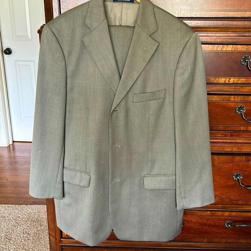 Suit
